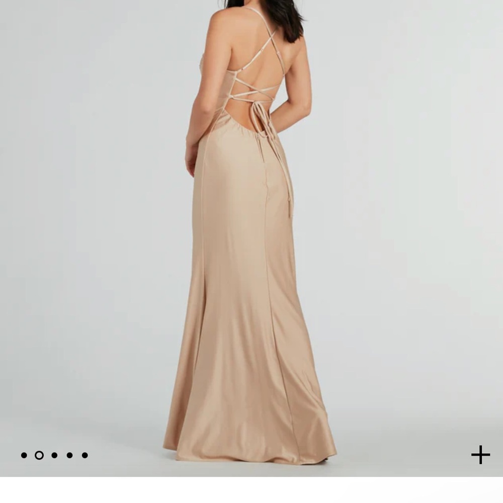 Windsor Dress - Picture 2 of 5